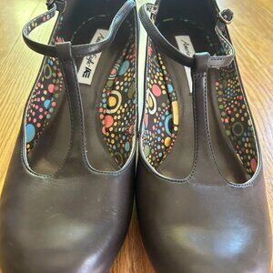 Brown T Strap Dress Shoes,  sz 8 1/2